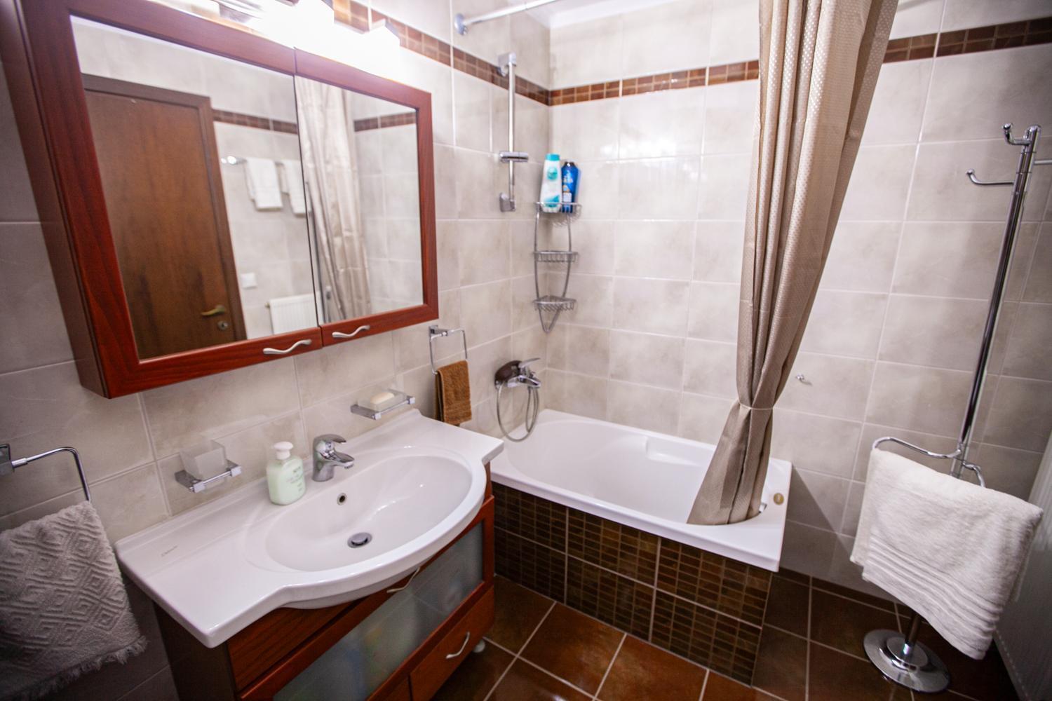 Rodon Apartment With Great View, Sauna And Jacuzzi Litóchoron Buitenkant foto